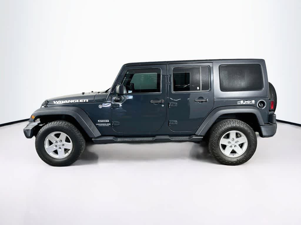Thumbnail: 2017 Jeep Wrangler - 3