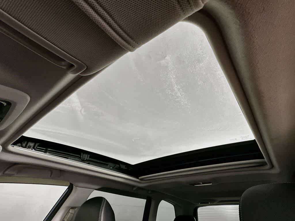 Thumbnail: 2017 Subaru Forester - 32