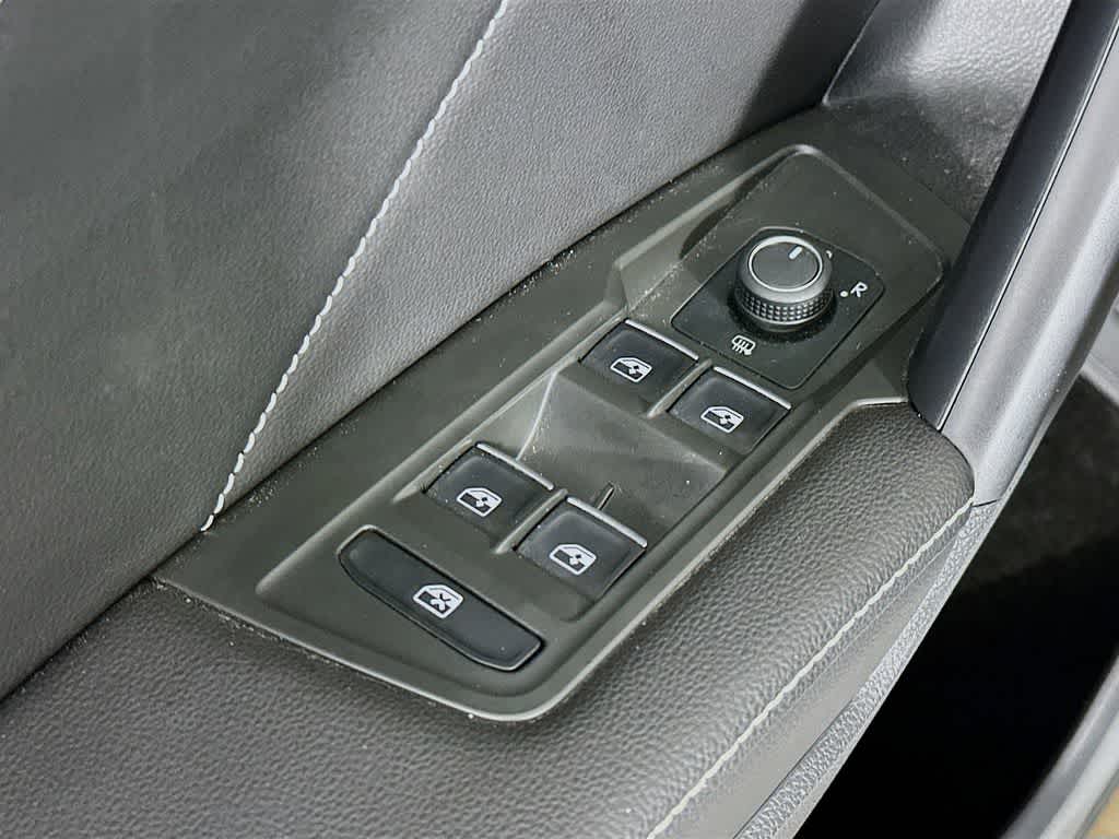 Thumbnail: 2024 Volkswagen Tiguan - 29