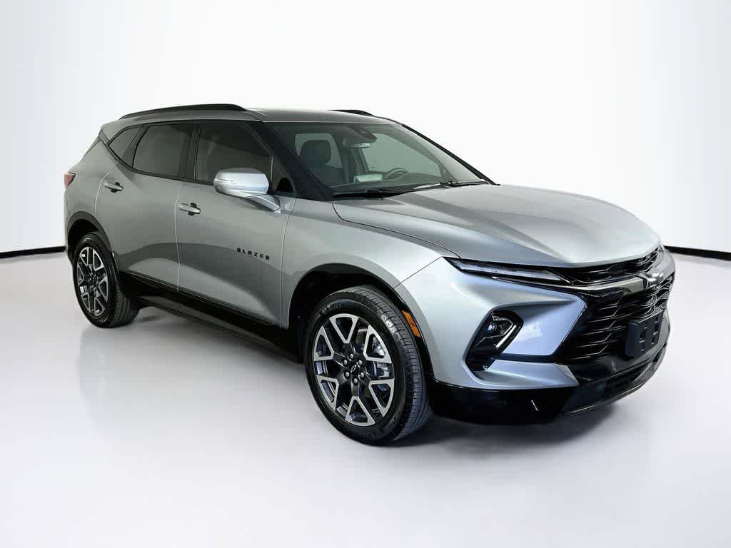 Thumbnail: 2025 Chevrolet Blazer - 24