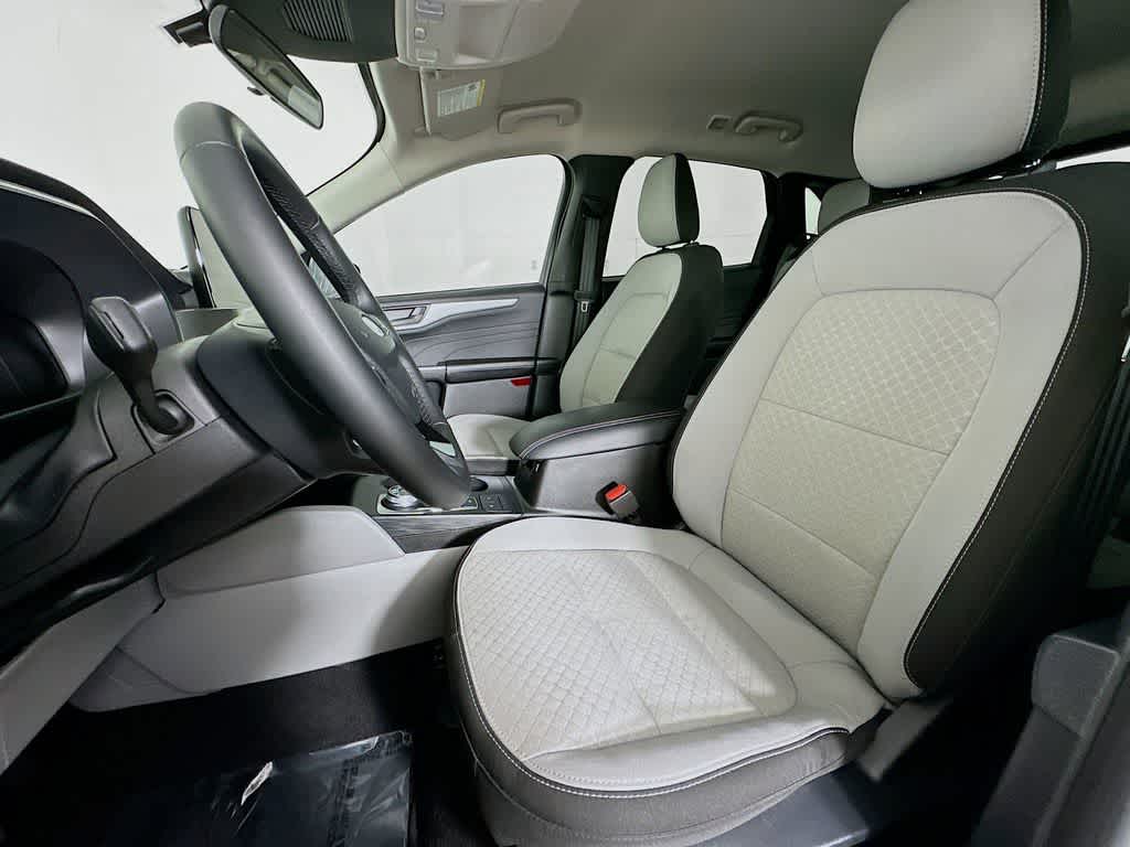 Thumbnail: 2024 Ford Escape - 12