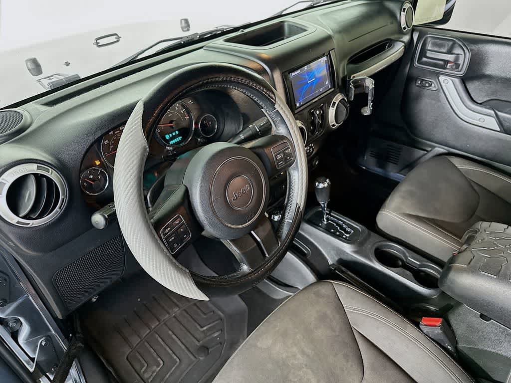 Thumbnail: 2016 Jeep Wrangler - 2