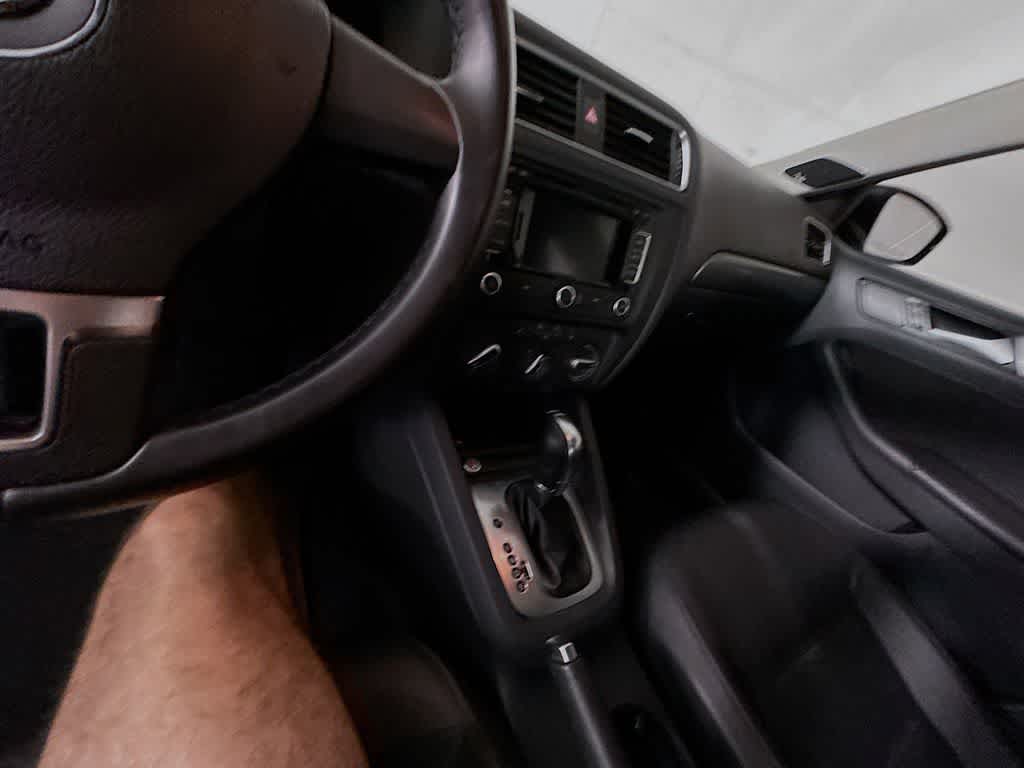 Thumbnail: 2014 Volkswagen Jetta - 30
