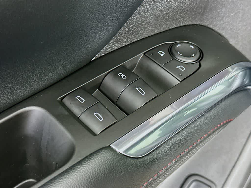 Thumbnail: 2025 Chevrolet Traverse - 29