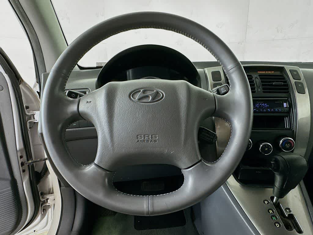 Thumbnail: 2005 Hyundai Tucson - 15