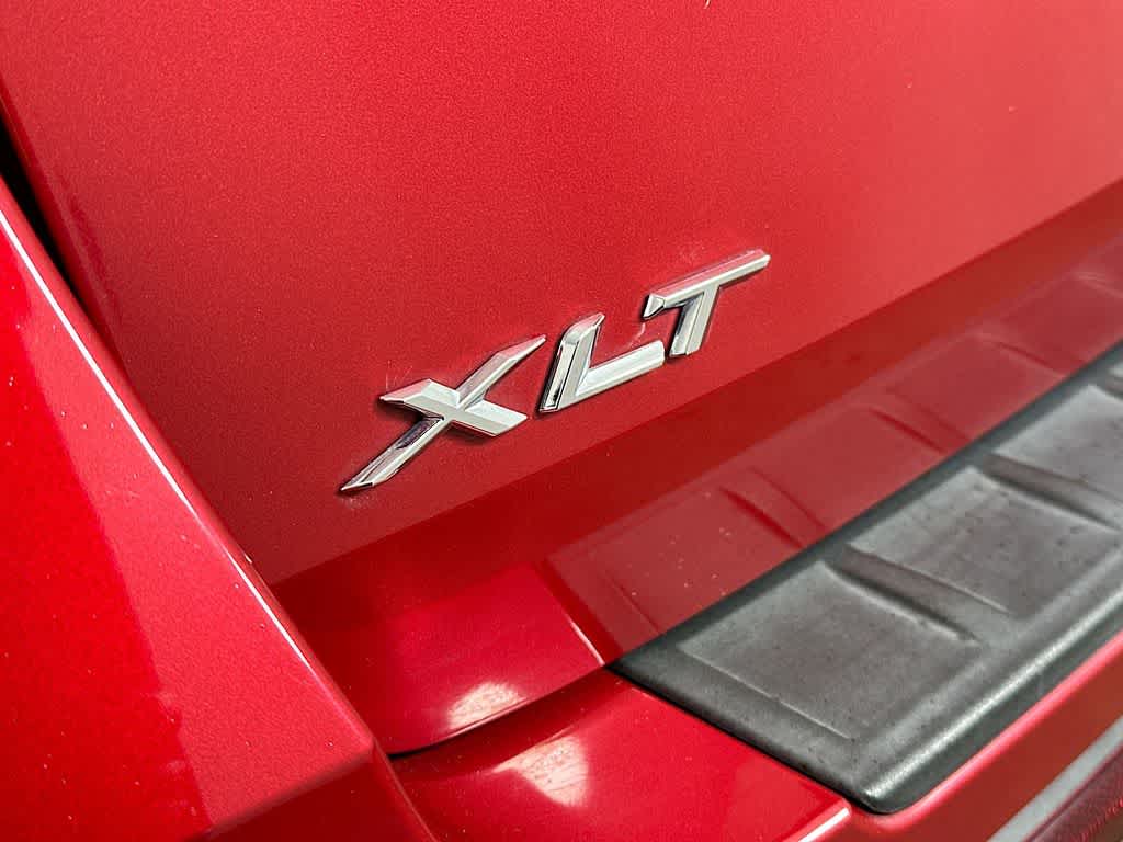 Thumbnail: 2022 Ford Explorer - 7