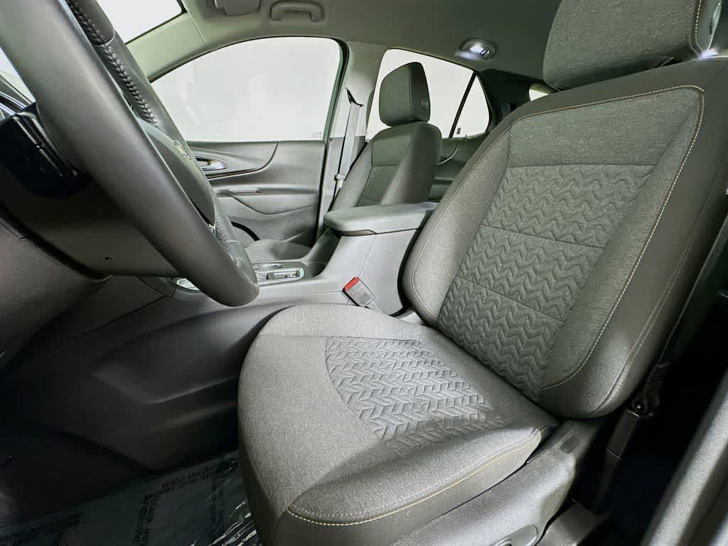 2022 Chevrolet Equinox LT 12