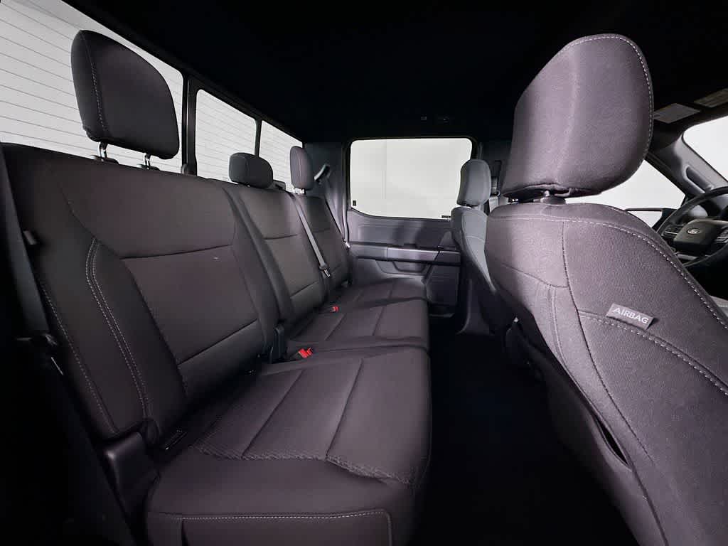 Thumbnail: 2025 Ford F-150 - 32