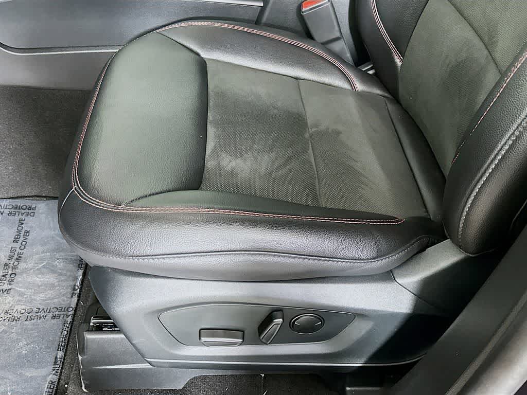 Thumbnail: 2023 Ford Explorer - 31