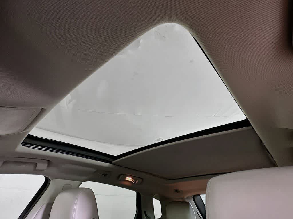 Thumbnail: 2014 Cadillac SRX - 31