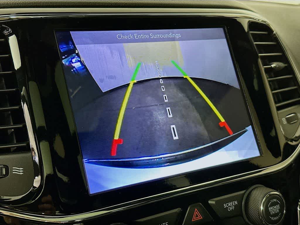 Thumbnail: 2019 Jeep Grand Cherokee - 28