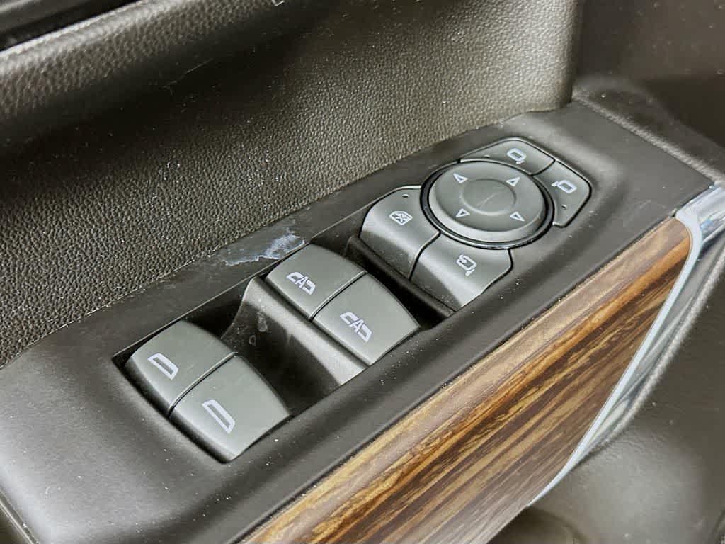 Thumbnail: 2022 Chevrolet Silverado 1500 - 28