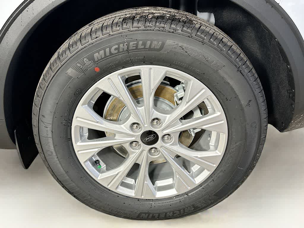 Thumbnail: 2025 Ford Escape - 8