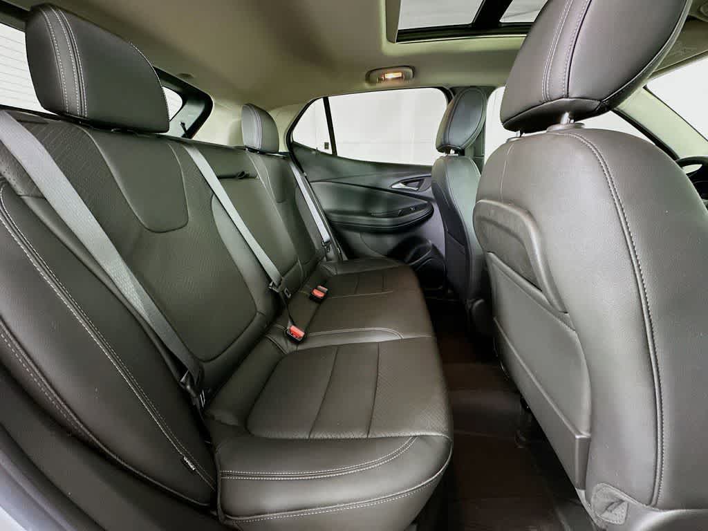 Thumbnail: 2022 Buick Encore GX - 31