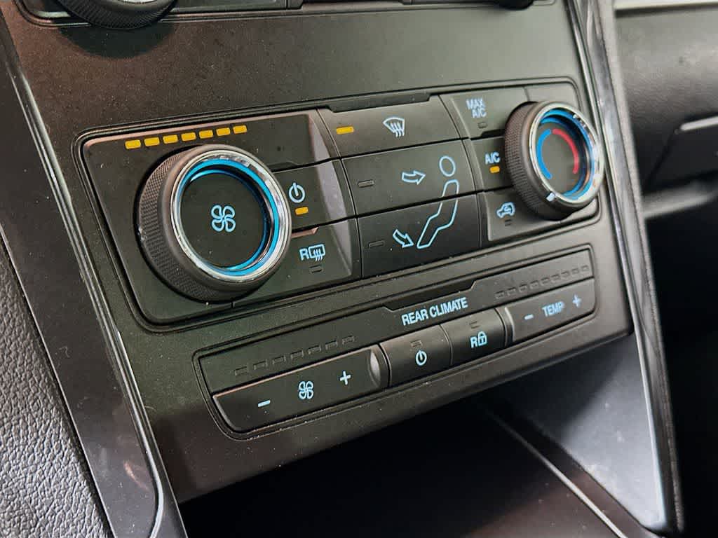 Thumbnail: 2018 Ford Explorer - 18