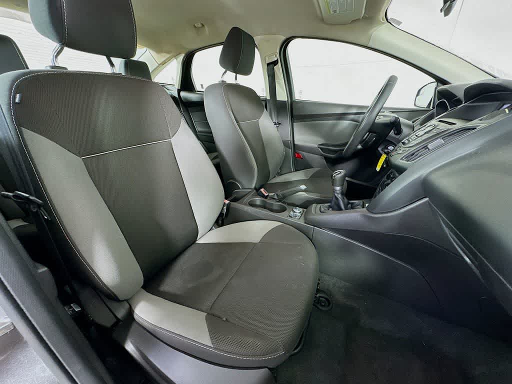Thumbnail: 2013 Ford Focus - 13