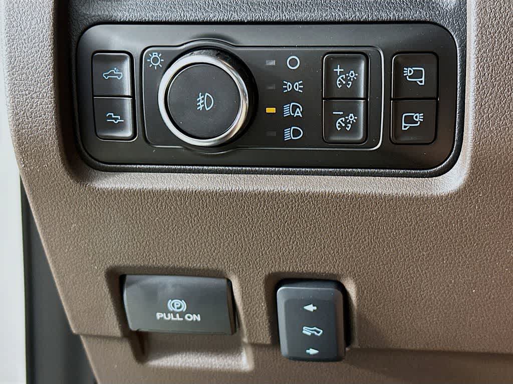 Thumbnail: 2026 Ford F-250 - 27