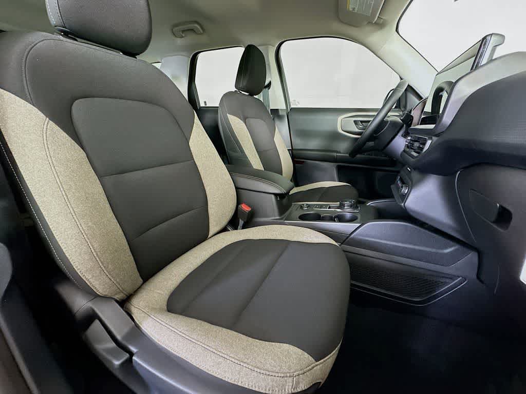 Thumbnail: 2025 Ford Bronco Sport - 15