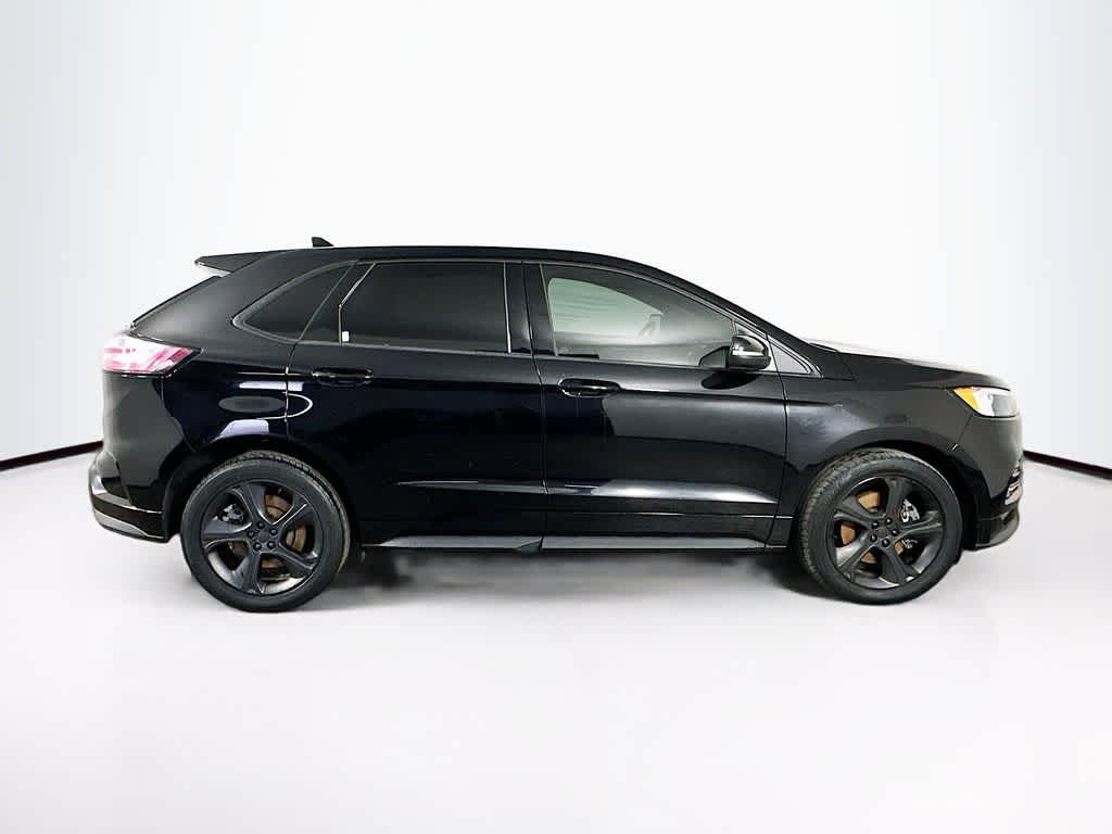 Thumbnail: 2019 Ford Edge - 26