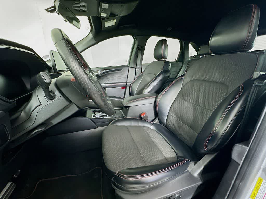 Thumbnail: 2023 Ford Escape - 12