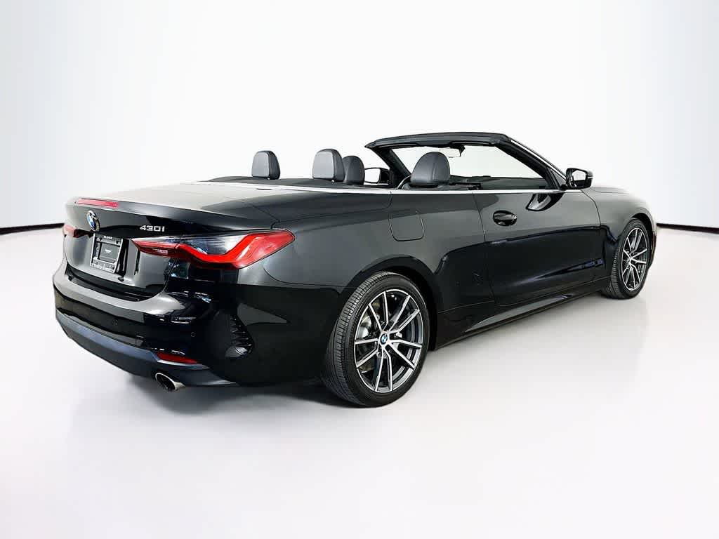 Thumbnail: 2022 BMW 4 Series - 25