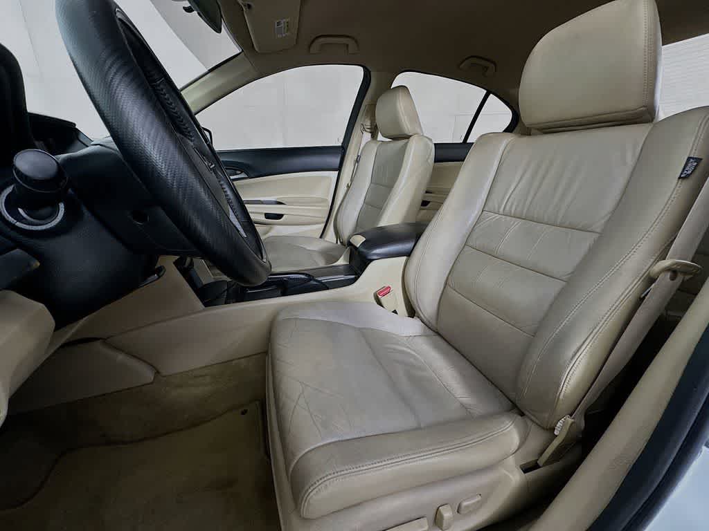 Thumbnail: 2012 Honda Accord - 12