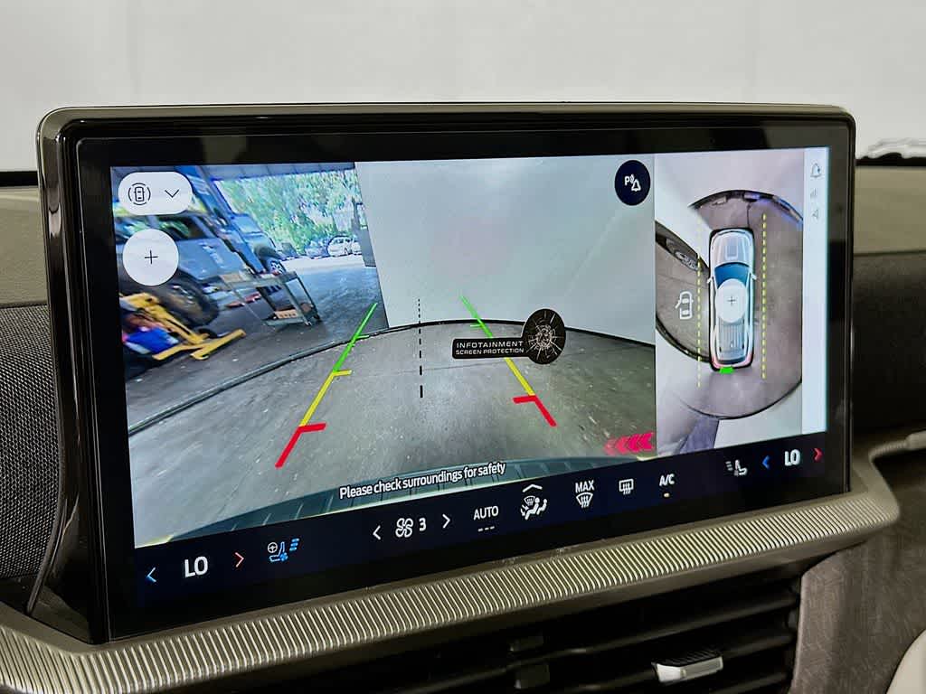 Thumbnail: 2025 Ford Explorer - 28