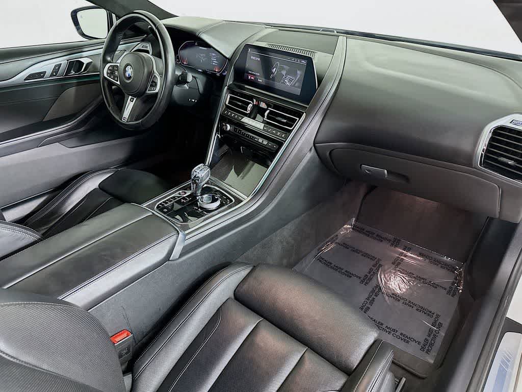 Thumbnail: 2022 BMW 8 Series - 33