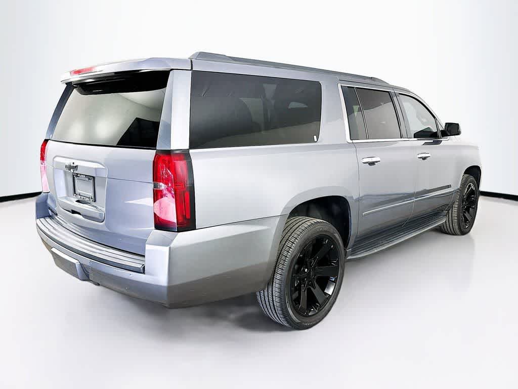 Thumbnail: 2019 Chevrolet Suburban - 25