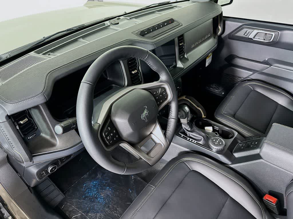 Thumbnail: 2025 Ford Bronco - 2