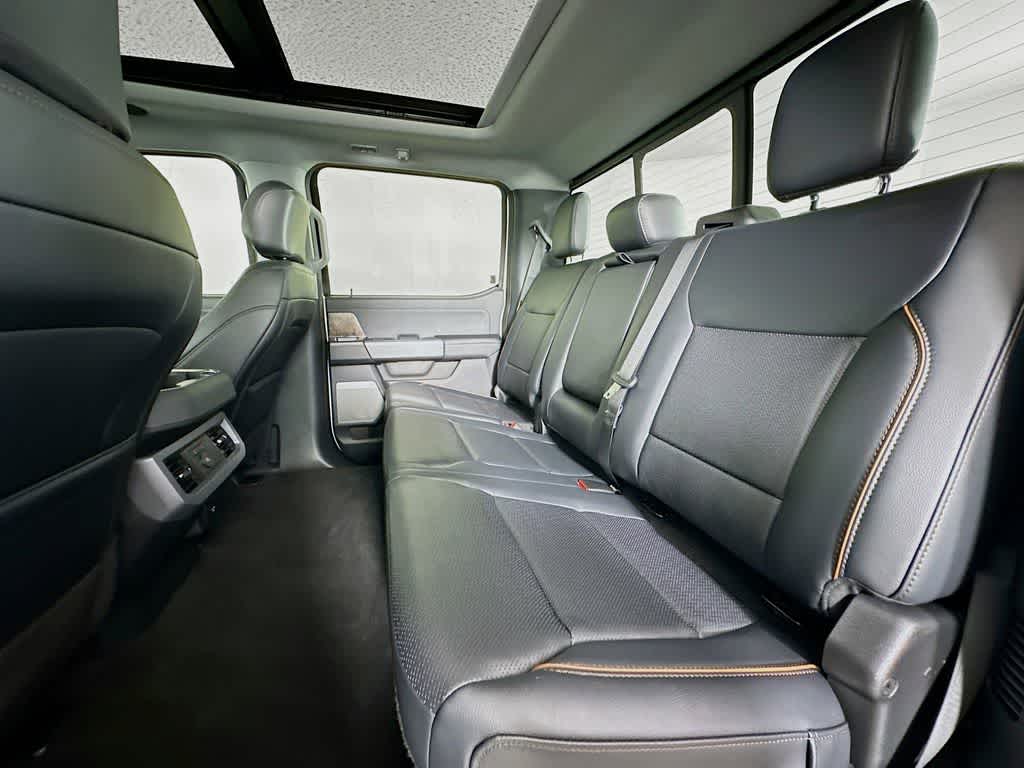 2025 Ford F-250  14