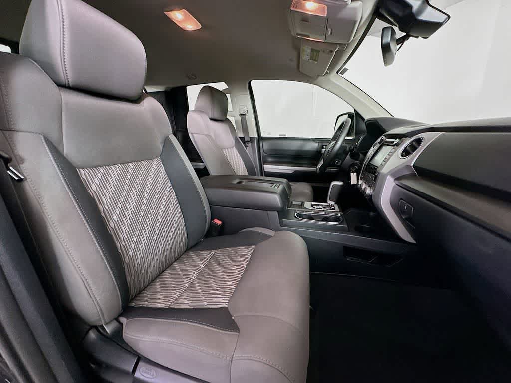 Thumbnail: 2019 Toyota Tundra - 14
