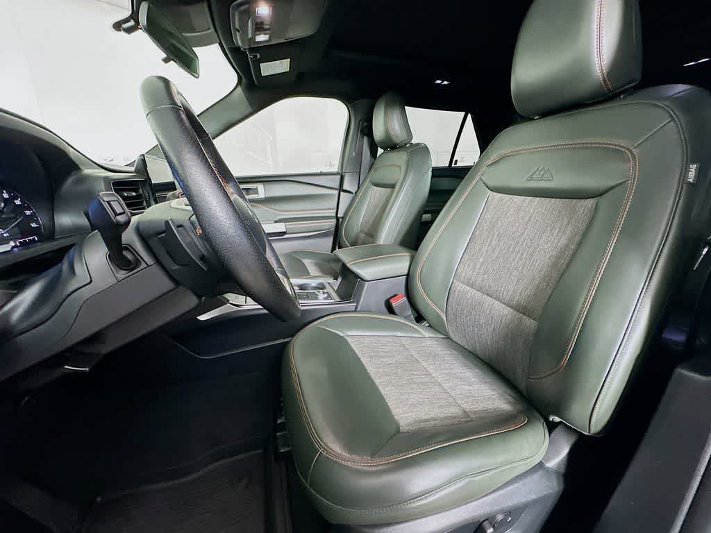 Thumbnail: 2022 Ford Explorer - 12