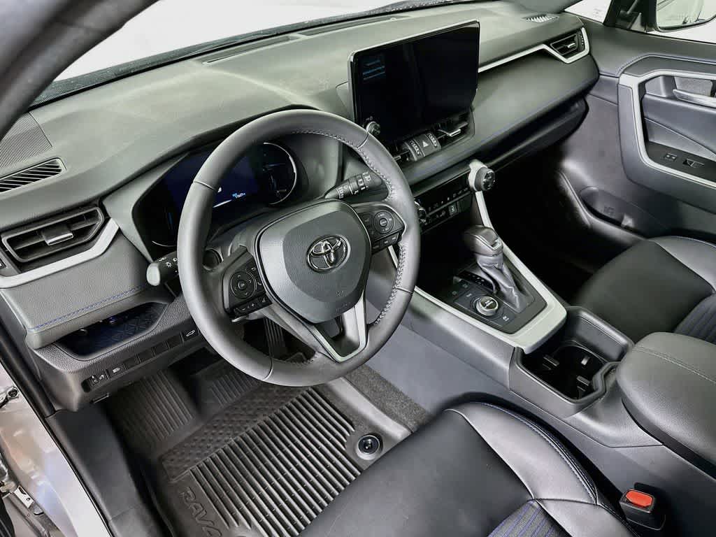 Thumbnail: 2025 Toyota RAV4 - 2