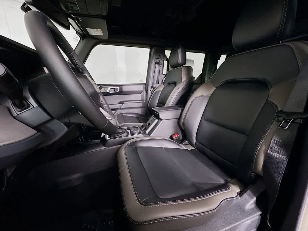 Thumbnail: 2025 Ford Bronco - 12