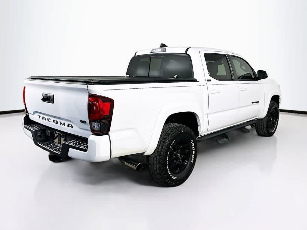 Thumbnail: 2022 Toyota Tacoma - 24