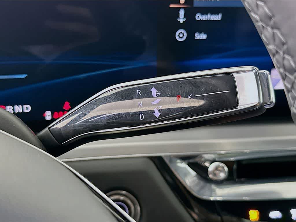 Thumbnail: 2024 Cadillac Lyriq - 19