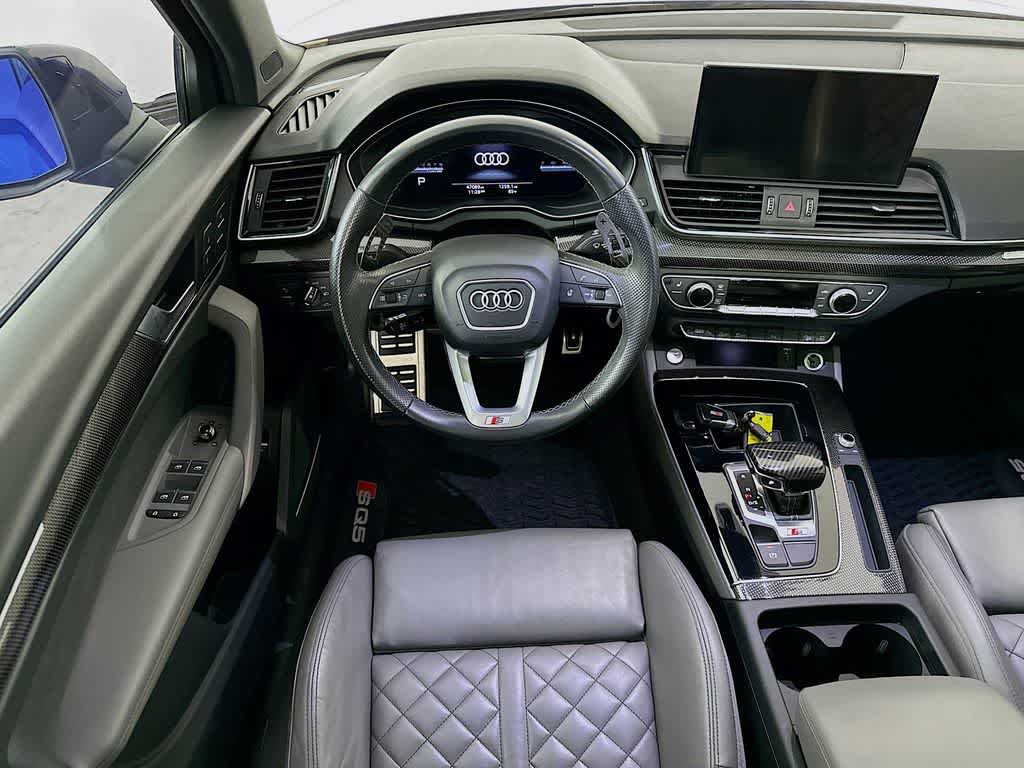 Thumbnail: 2023 Audi SQ5 - 10