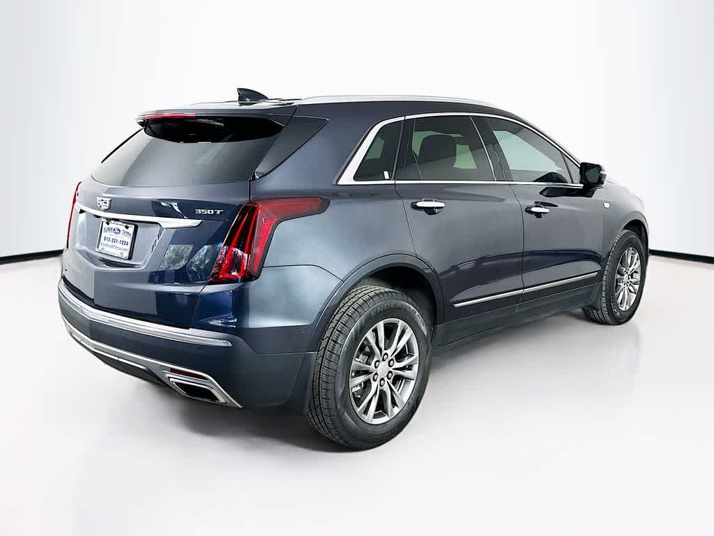 Thumbnail: 2023 Cadillac XT5 - 25