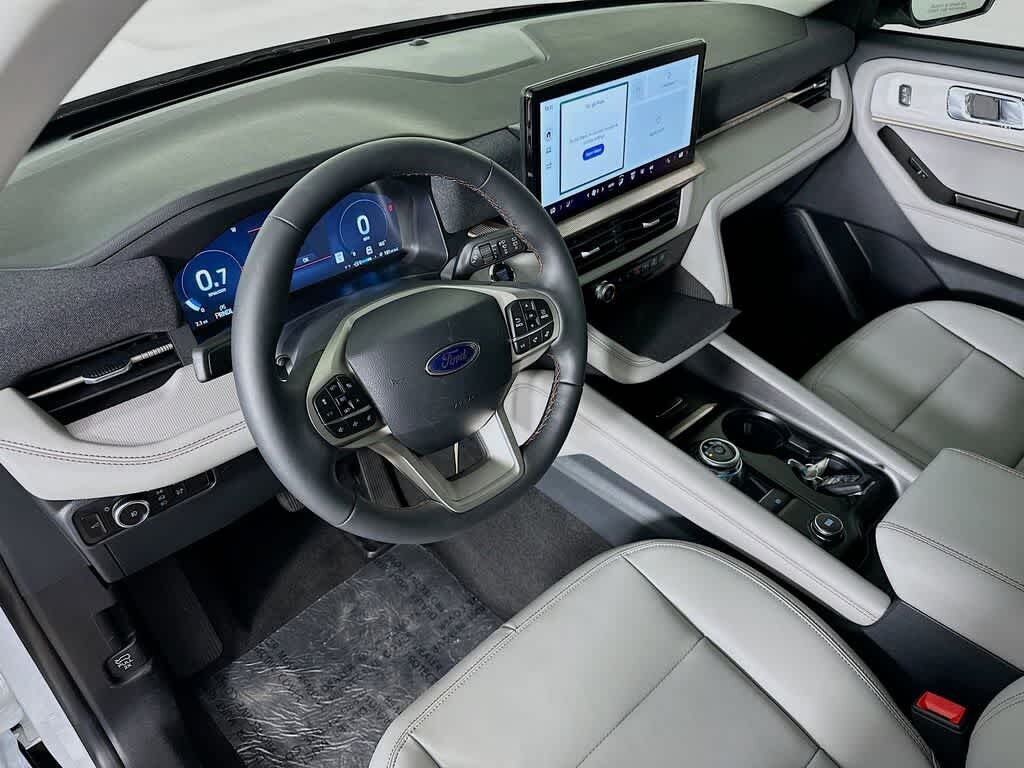 New 2025 Ford Explorer Active SUV