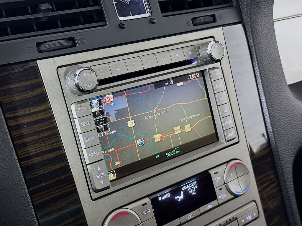 2010 Lincoln Navigator  28