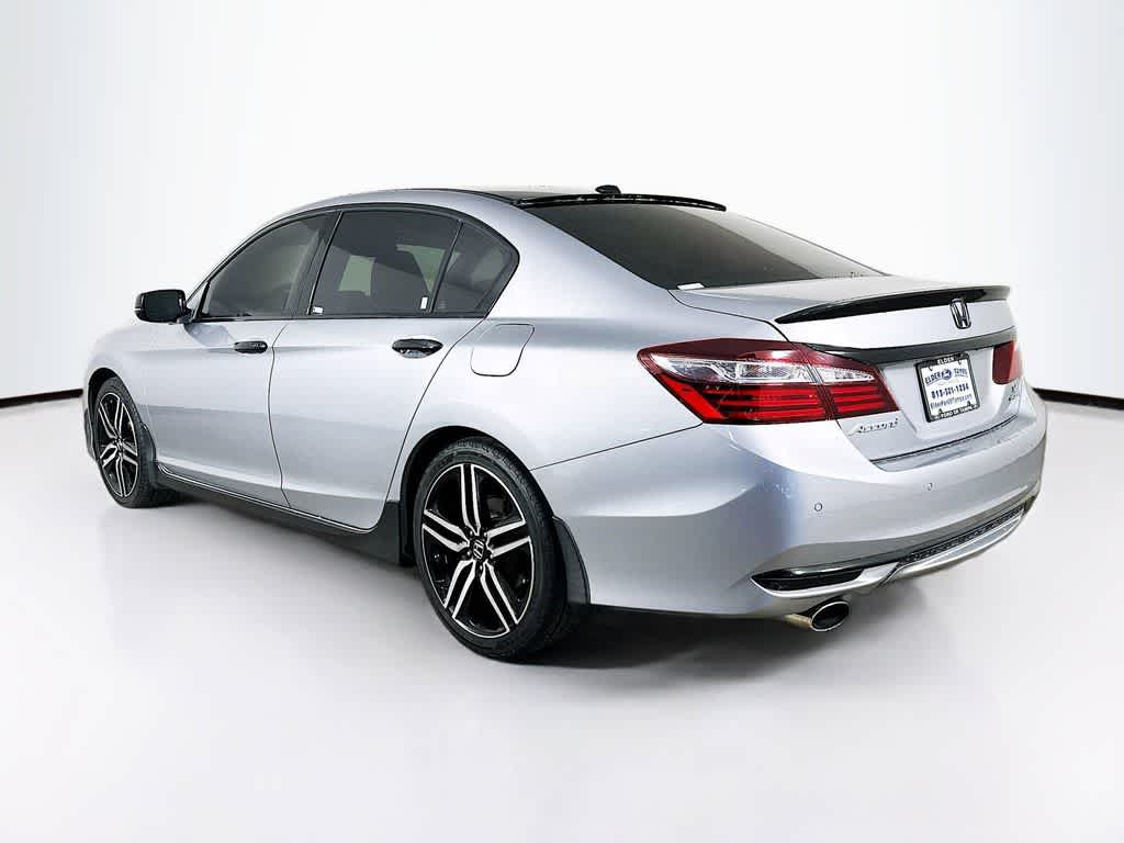 Thumbnail: 2017 Honda Accord - 4