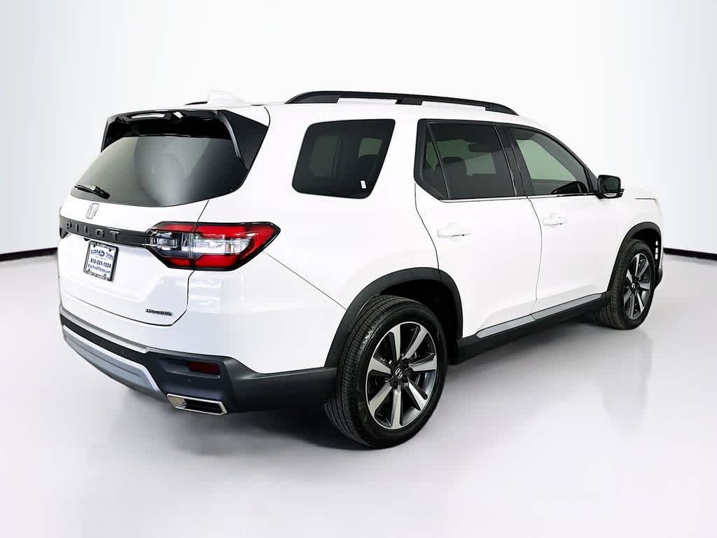 2025 Honda Pilot Touring 25