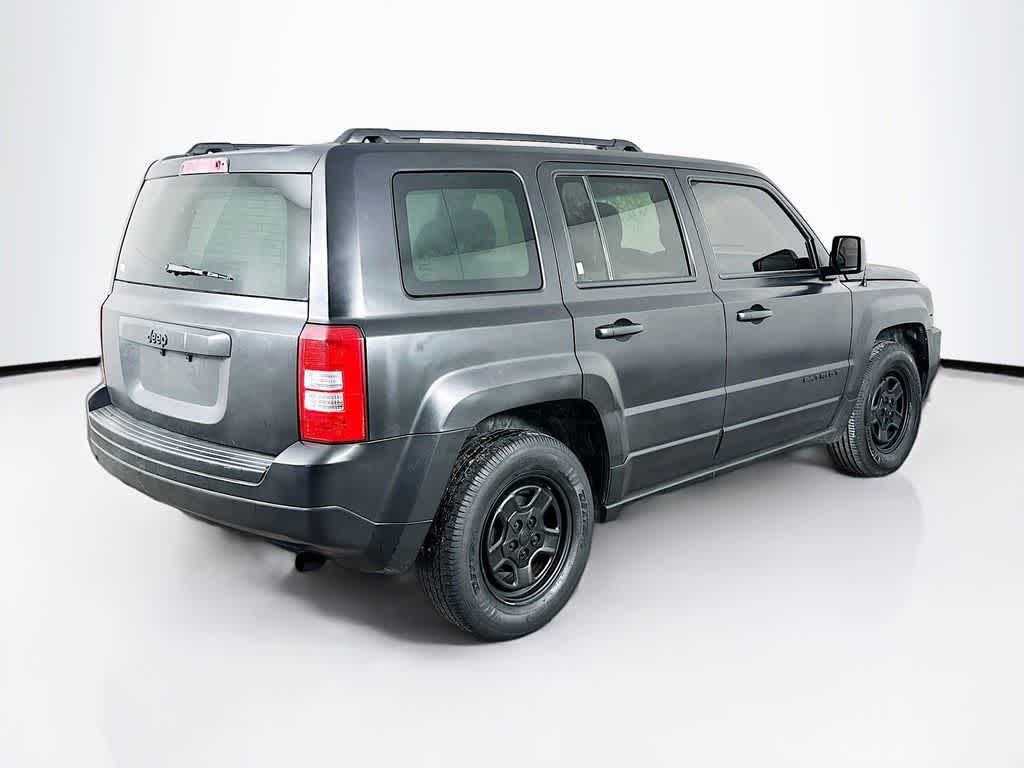 Thumbnail: 2014 Jeep Patriot - 24