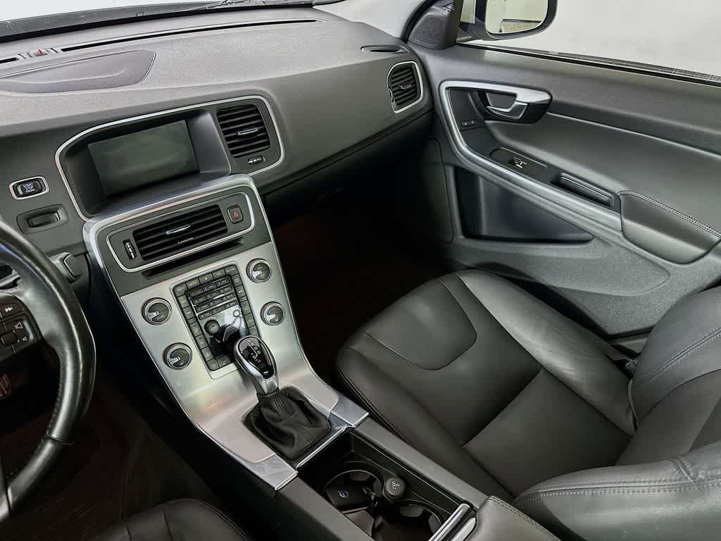 Thumbnail: 2018 Volvo S60 - 11