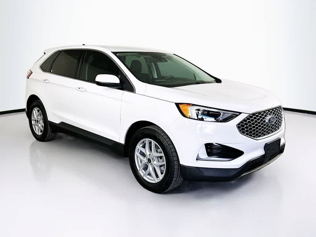 Thumbnail: 2024 Ford Edge - 23