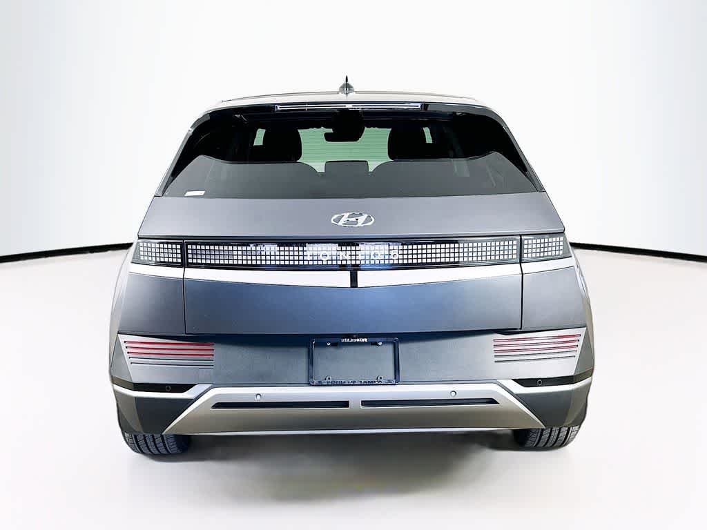Thumbnail: 2022 Hyundai Ioniq 5 - 5