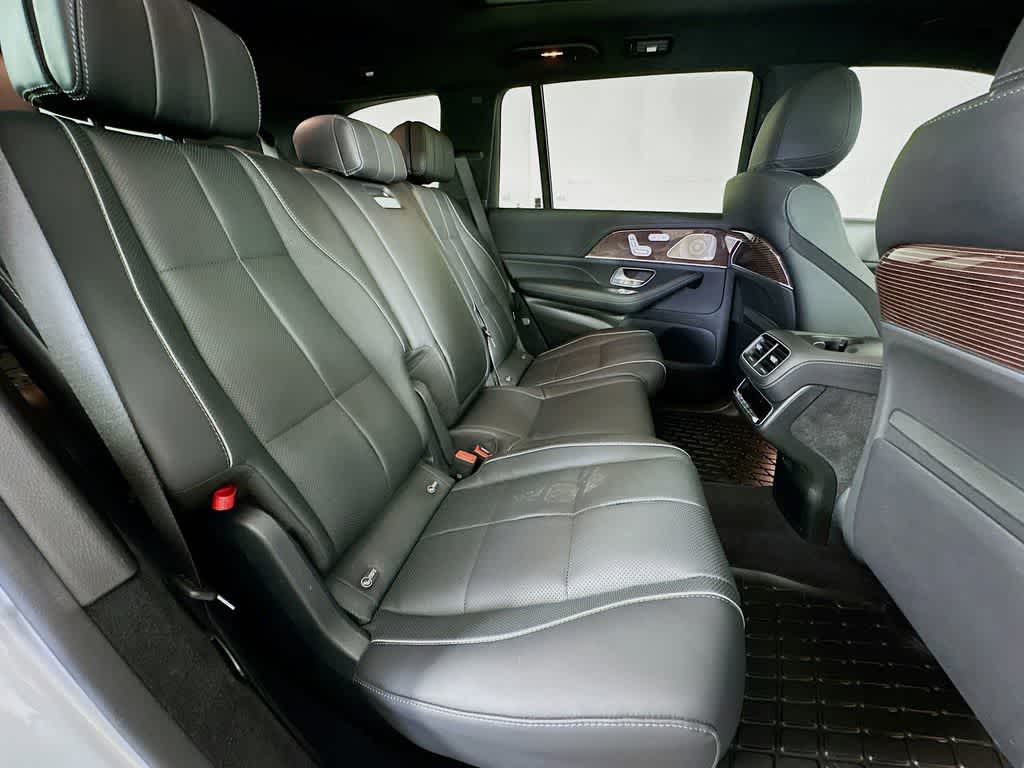 Thumbnail: 2023 Mercedes-Benz GLS - 35