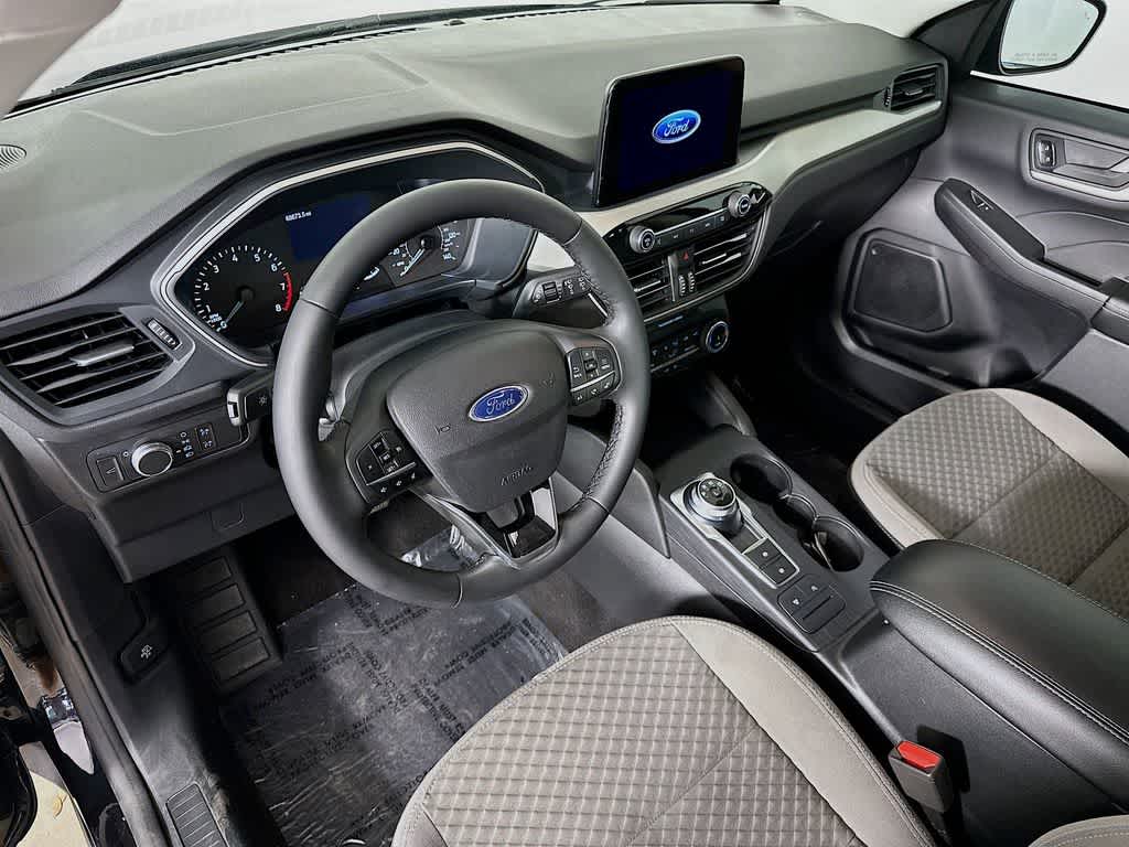 Thumbnail: 2022 Ford Escape - 2