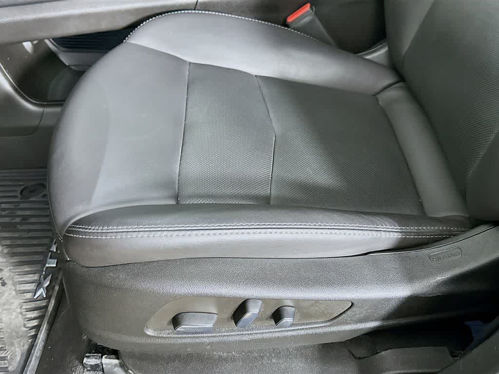 Thumbnail: 2023 Cadillac XT5 - 31